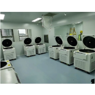 LAB遠心分離機を運用する際の安全上の懸念は何ですか？